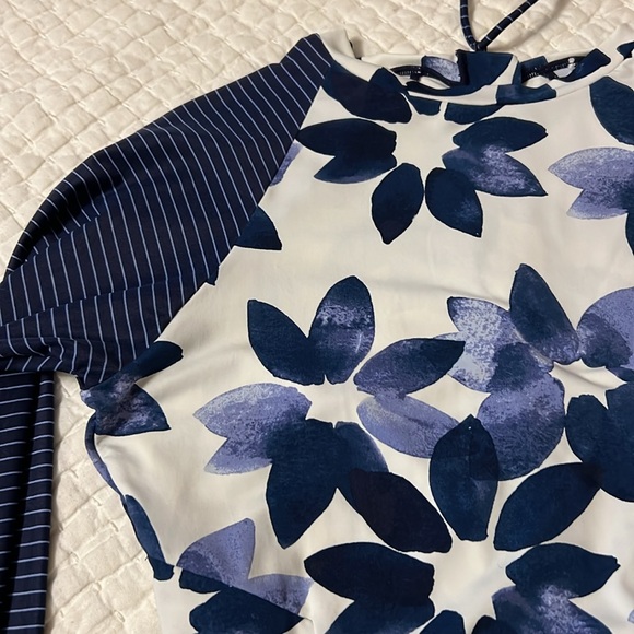 CARVE DESIGNS Onesie Rash-guard - Picture 6 of 7